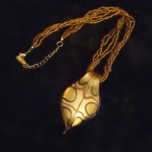 Necklace W/ Leaf Pendant